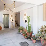 아파트 Cactopia Apartments- Hoya-aeonium 레팀노