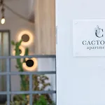 아파트 Cactopia Apartments- Hoya-aeonium *
